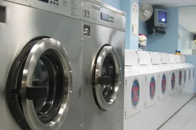 1200px-Laundromat_ontario-1.webp 1200px-Laundromat_ontario-1.webp